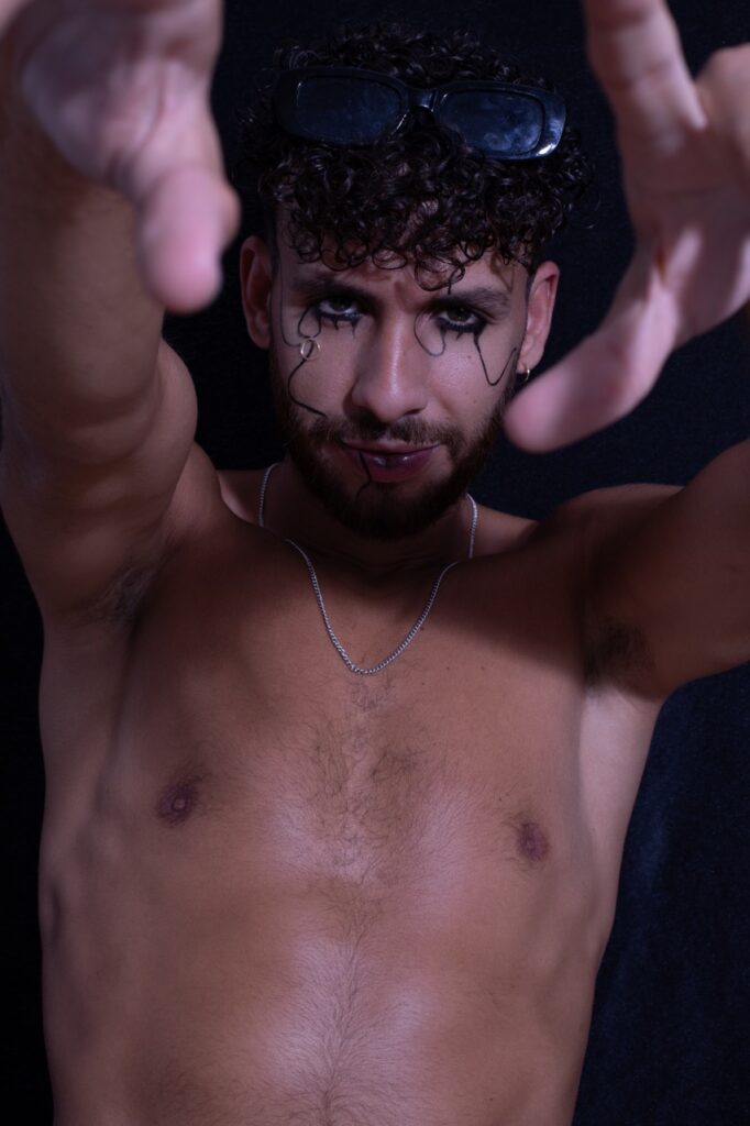 Portrait provisoire (photo du shooting ATMA) pour la fiche de Théandre